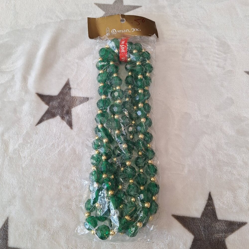 Vintage Roman Inc Garland‎ Hard Plastic Green & Gold Original Packaging